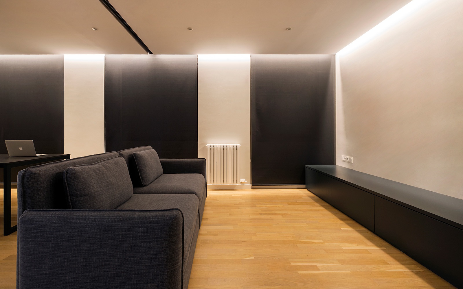 The Robot DesignAF House - The Robot Design